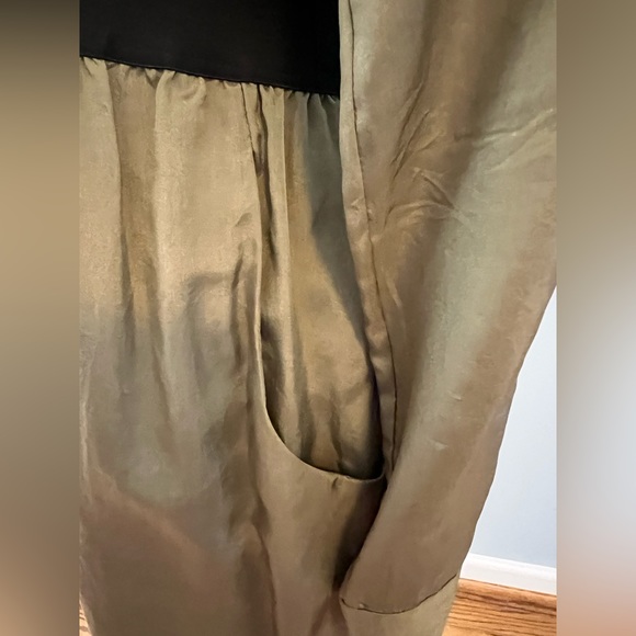 Theory Silky Soft Cinch Waist Dress - Picture 3 of 4